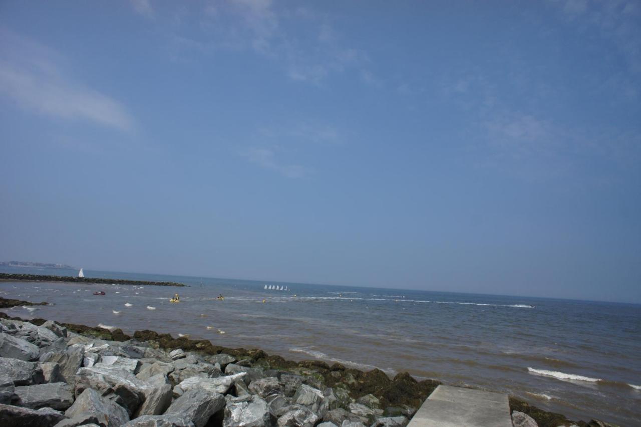 One Bedroom Holiday Apartment Colwyn Bay Eksteriør billede